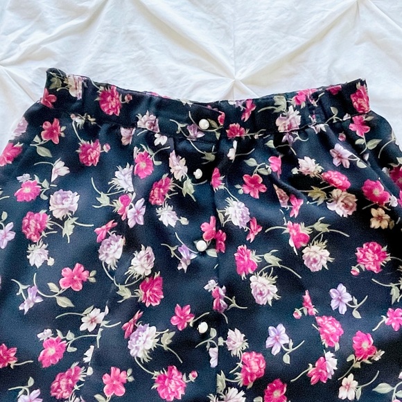 ✦ Vintage ✦ Sheer Floral Midi Skirt | Size M - Picture 3 of 5